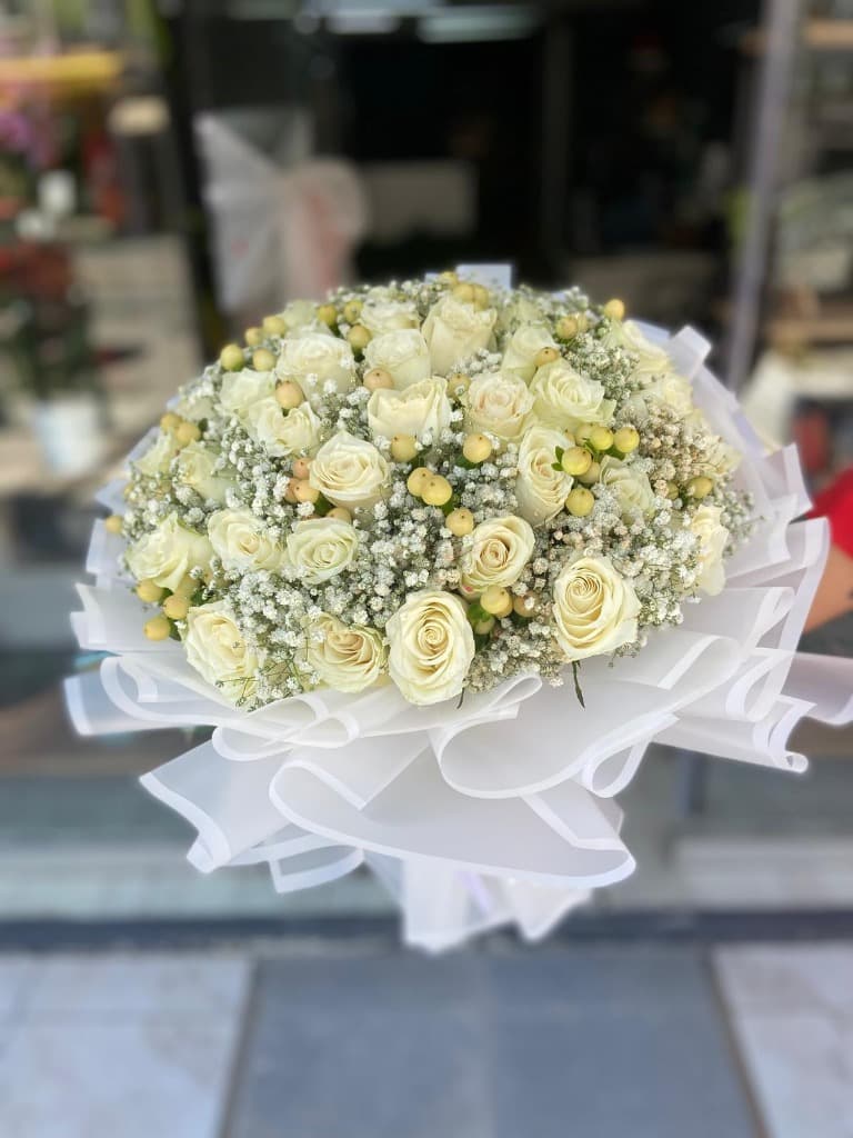 41 Gül Buketi Beyaz