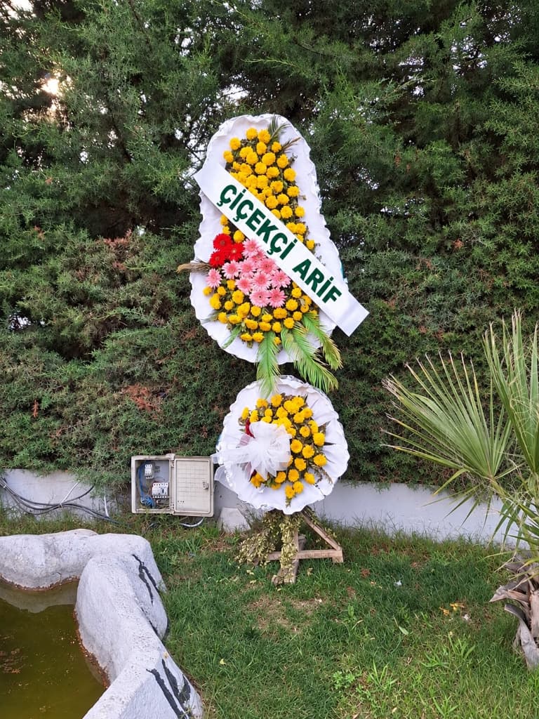 2 Katlı Cinya Çelenk